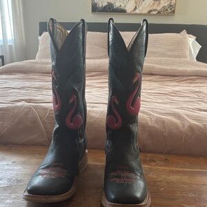 Tin Haul Black and Pink Flamingo Boots